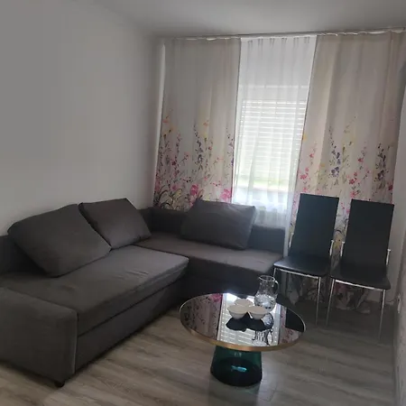 64747 Odenwald 2 Schlafzimmer * Breuberg