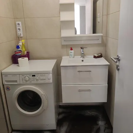 64747 Odenwald 2 Schlafzimmer Apartament *