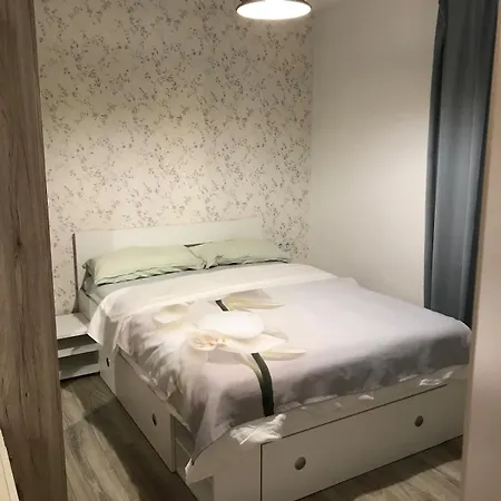 64747 Odenwald 2 Schlafzimmer *